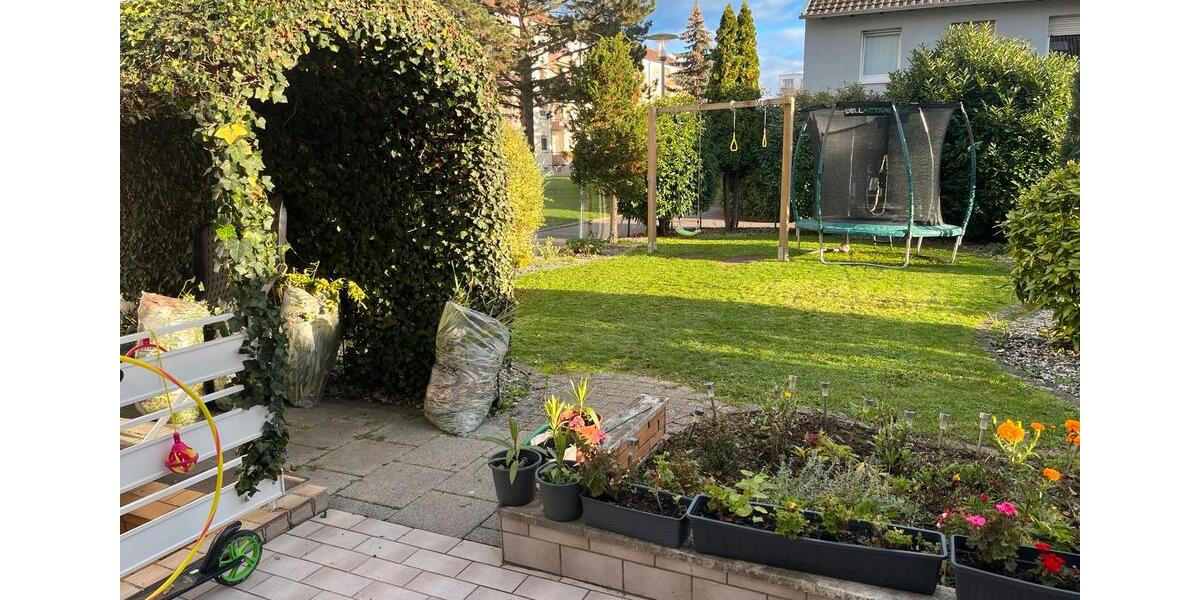 Reihenhaus Schweinfurt Bellevue - 5 Zimmer, 129 m&sup2;, 385.000&euro; | Angebot:26053195