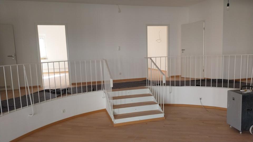 Etagenwohnung Schweinfurt Gartenstadt - 4 Zimmer, 152 m&sup2;, 1.550&euro; | Angebot:25284831