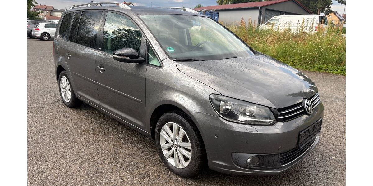 VW Touran 281.000 km 5.700 &euro; Knetzgau 97478