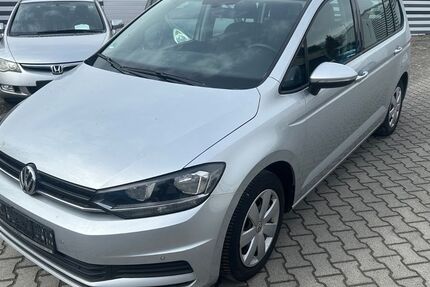 VW Touran 197.847 km 8.999 &euro; Schweinfurt 97424