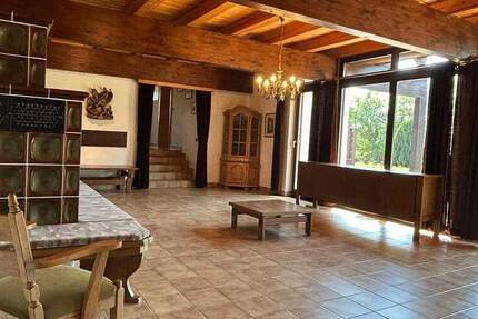 Haus Maßbach - 7 Zimmer, 186 m&sup2;, 594.000&euro; | Angebot:25690646