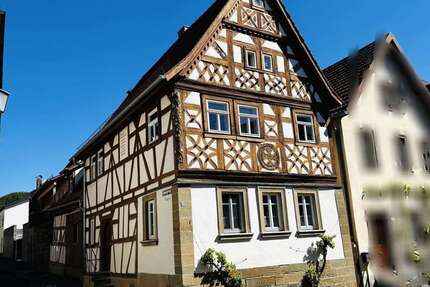 Haus Zeil - 5 Zimmer, 160 m&sup2;, 450.000&euro; | Angebot:26497232