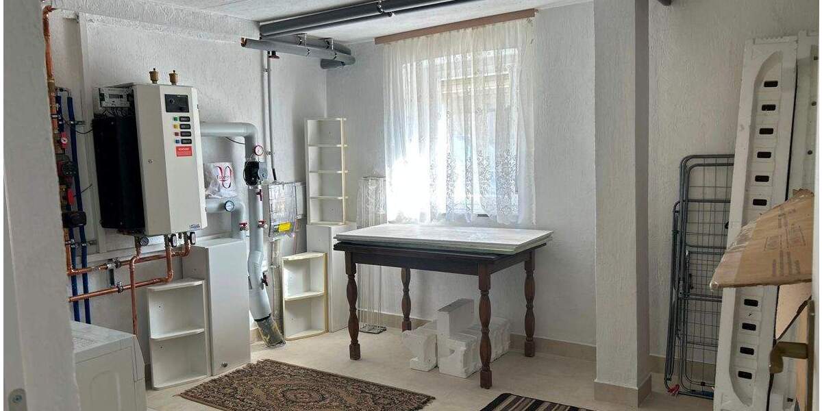 Einfamilienhaus Aidhausen - 5 Zimmer, 150 m&sup2;, 125.000&euro; | Angebot:25729018