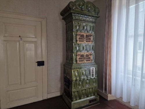 Großzügiges Einfamilienhaus mit Einliegerwohnung in 97450 Arnstein (ID 10527) - Einfamilienhaus Arnstein Arnstein , Unterfr | Angebot:21388985