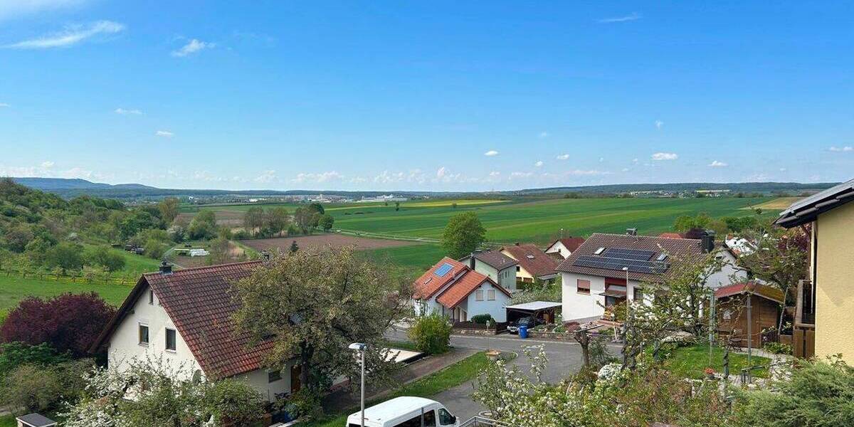 Einfamilienhaus Haßfurt Prappach - 7 Zimmer, 170 m&sup2;, 239.000&euro; | Angebot:25669809