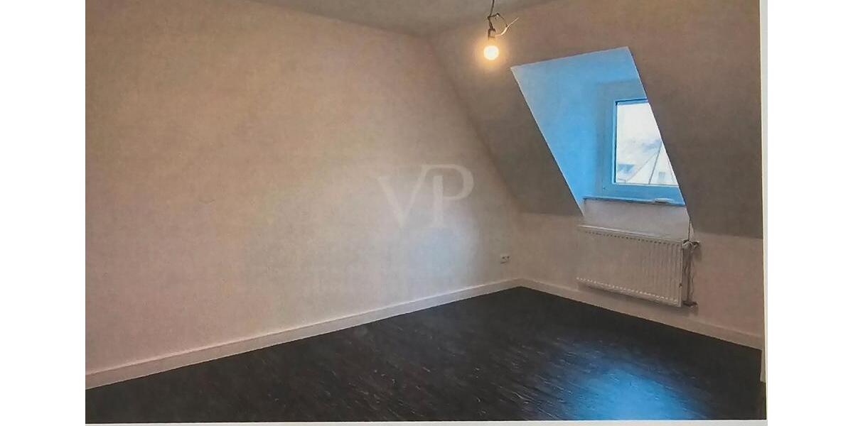 Dachgeschoßwohnung Schweinfurt Bellevue - 3 Zimmer, 65 m&sup2;, 170.000&euro; | Angebot:26940348
