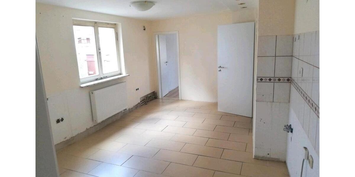 Bauernhaus, Landhaus Schweinfurt Gartenstadt - 7 Zimmer, 200 m&sup2;, 250.000&euro; | Angebot:26059001