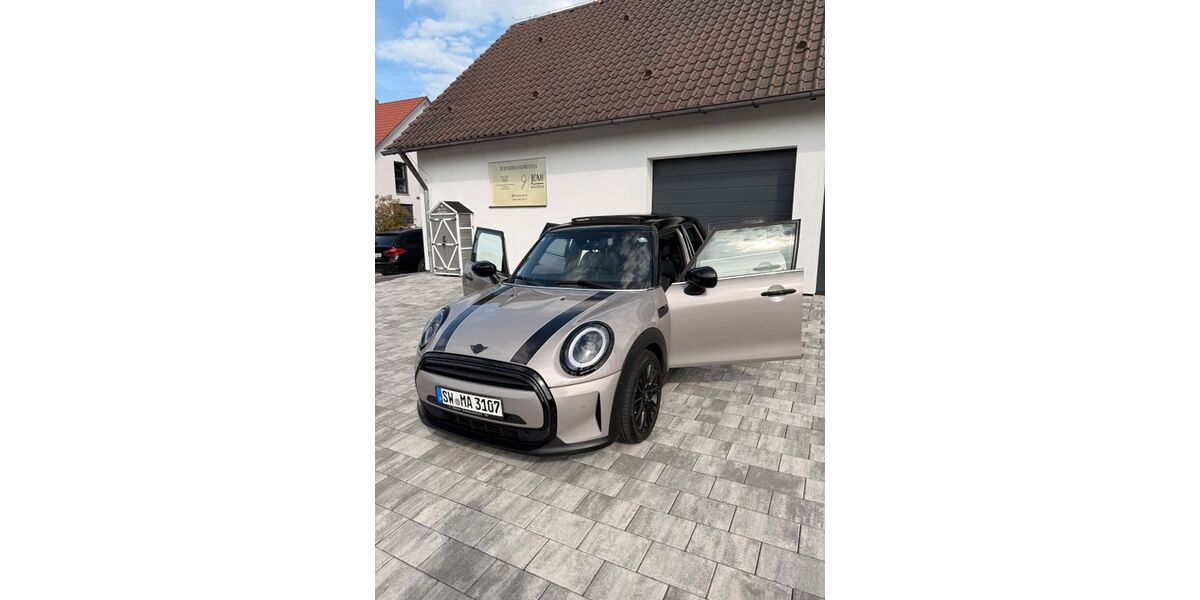 Mini Cooper 49.999 km 20.900 &euro; Wasserlosen 97535