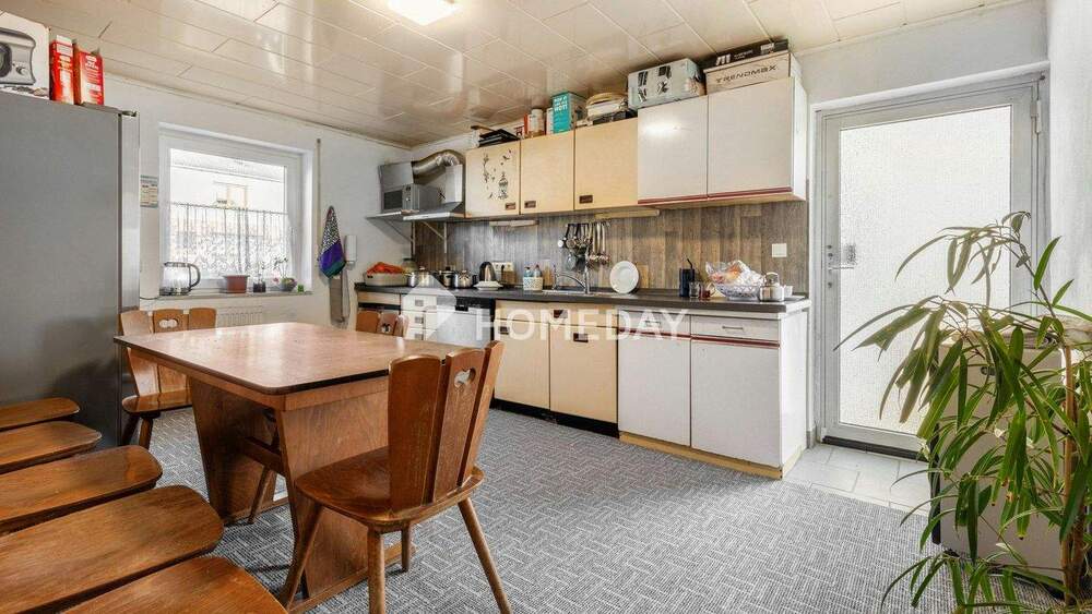 Einfamilienhaus Volkach Gaibach - 7 Zimmer, 230 m&sup2;, 350.000&euro; | Angebot:25689191