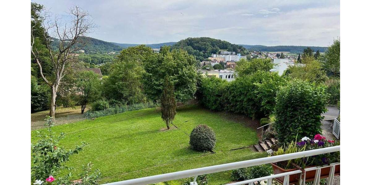 Einfamilienhaus Bad Kissingen - 6 Zimmer, 150 m&sup2;, 650.000&euro; | Angebot:26768437