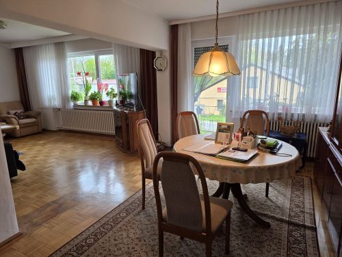Einfamilienhaus mit Garage und Garten in 97534 Waigolshausen (ID 10654) - Einfamilienhaus Waigolshausen Waigolshausen | Angebot:26682782