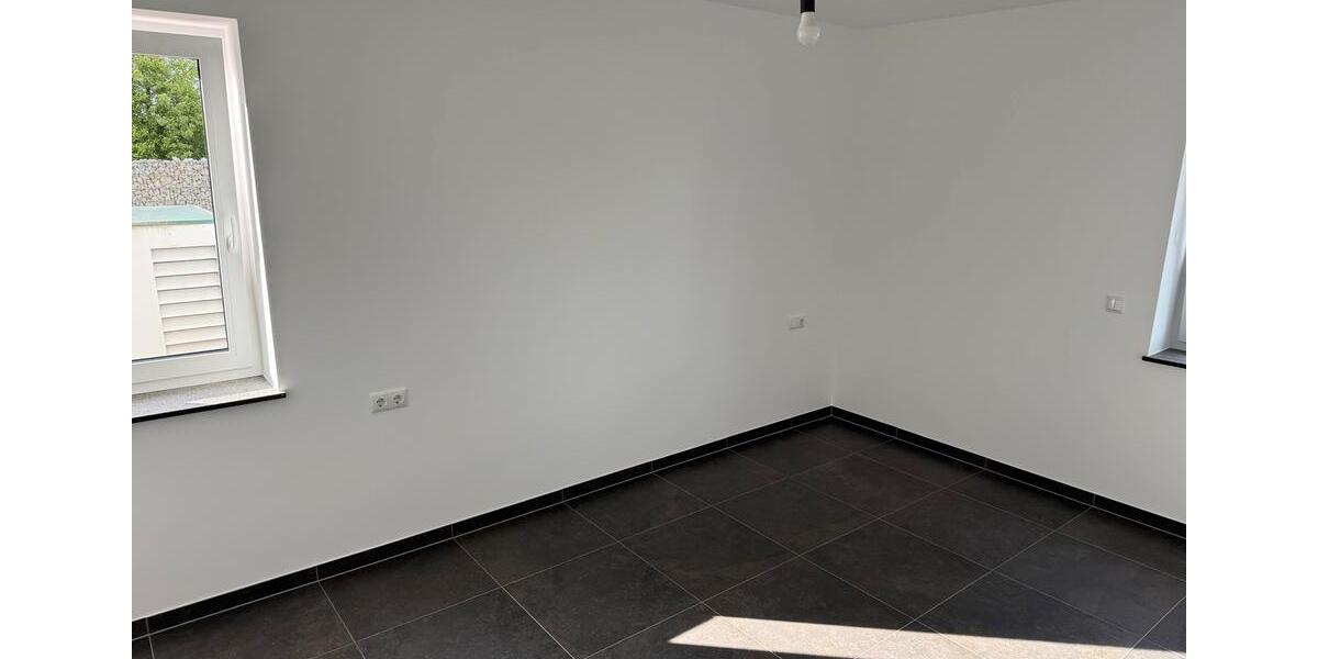 Erdgeschoßwohnung Hofheim in Unterfranken - 3 Zimmer, 98 m&sup2;, 1.190&euro; | Angebot:26635805