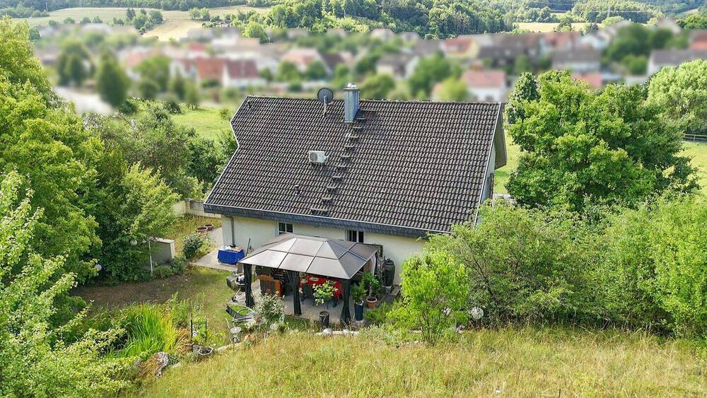 Einfamilienhaus Retzstadt - 6 Zimmer, 226 m&sup2;, 598.000&euro; | Angebot:25997020