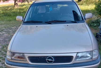 Opel Astra 158.000 km 999 &euro; Burkardroth 97705