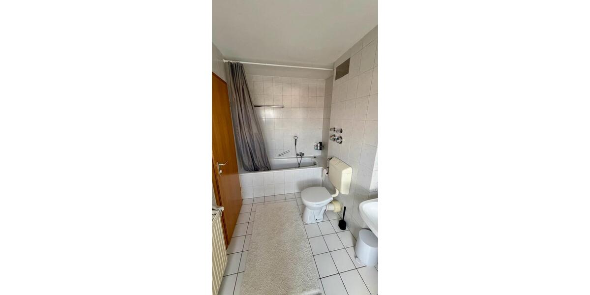 Dachgeschoßwohnung Schweinfurt Gartenstadt - 2 Zimmer, 62 m&sup2;, 985&euro; | Angebot:26169819