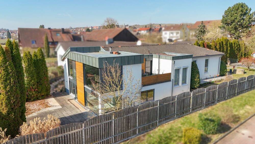 Mehrfamilienhaus, Wohnhaus Dettelbach - 6 Zimmer, 202 m&sup2;, 675.000&euro; | Angebot:26016140