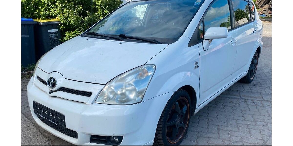 Toyota Corolla Verso 264.500 km 950 &euro; Gochsheim 97469