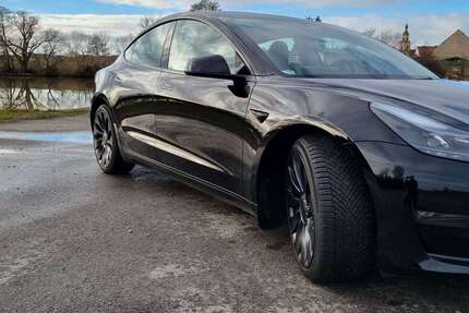 Tesla Model 3 52.823 km 38.000 &euro; Schweinfurt 97421