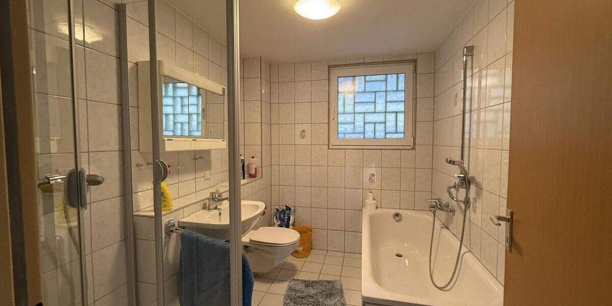 Mehrfamilienhaus, Wohnhaus Dettelbach Bibergau - 7 Zimmer, 187 m&sup2;, 750.000&euro; | Angebot:25682720