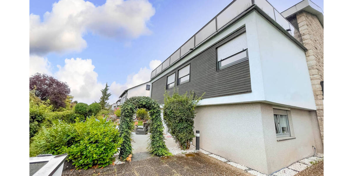 Mehrfamilienhaus, Wohnhaus Estenfeld - 575.000&euro; | Angebot:25772141