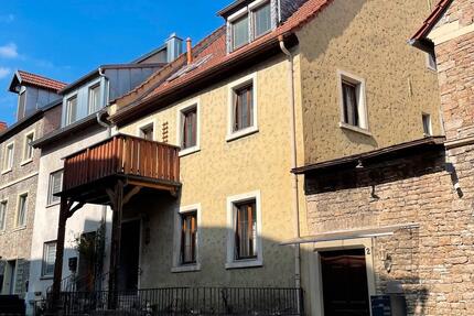 Haus Dettelbach - 8 Zimmer, 191 m&sup2;, 279.000&euro; | Angebot:25868391