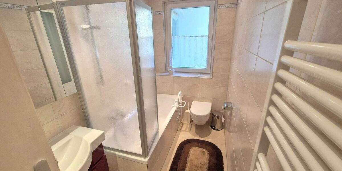 Einfamilienhaus Bad Kissingen Garitz - 6 Zimmer, 179 m&sup2;, 340.000&euro; | Angebot:25728103