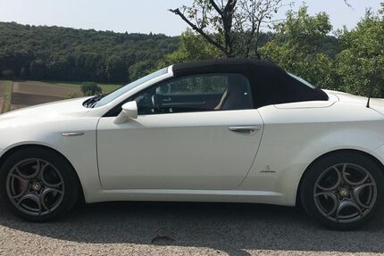 Alfa Romeo Spider 49.800 km 25.990 &euro; Ramsthal 97729