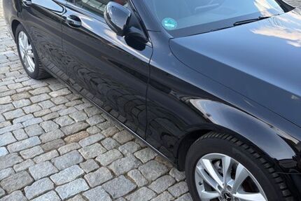 Mercedes-Benz C 220 124.900 km 20.350 &euro; Poppenhausen 97490