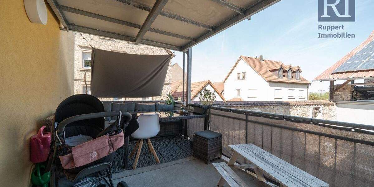 Etagenwohnung Oberpleichfeld - 4 Zimmer, 99 m&sup2;, 242.000&euro; | Angebot:25666651