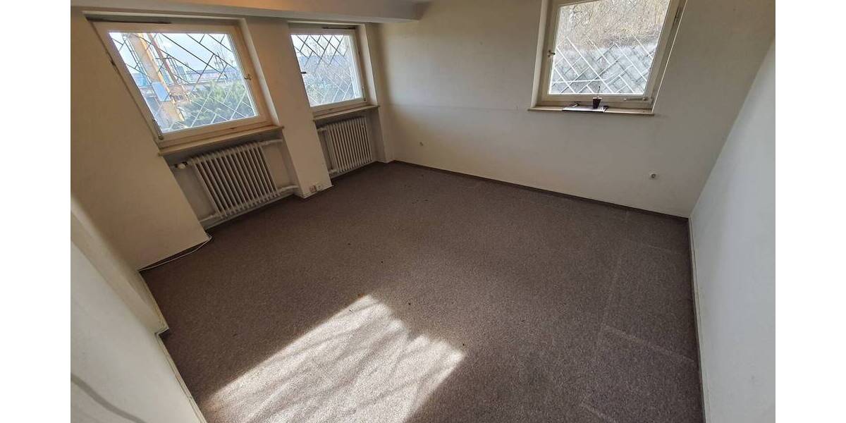 Einfamilienhaus Bad Kissingen - 8 Zimmer, 210 m&sup2;, 559.900&euro; | Angebot:25728102