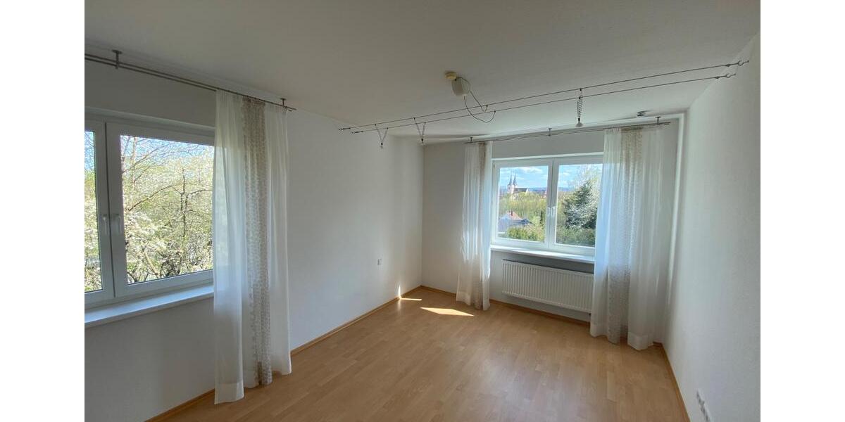 Einfamilienhaus Haßfurt - 6 Zimmer, 177 m&sup2;, 1.650&euro; | Angebot:24333611
