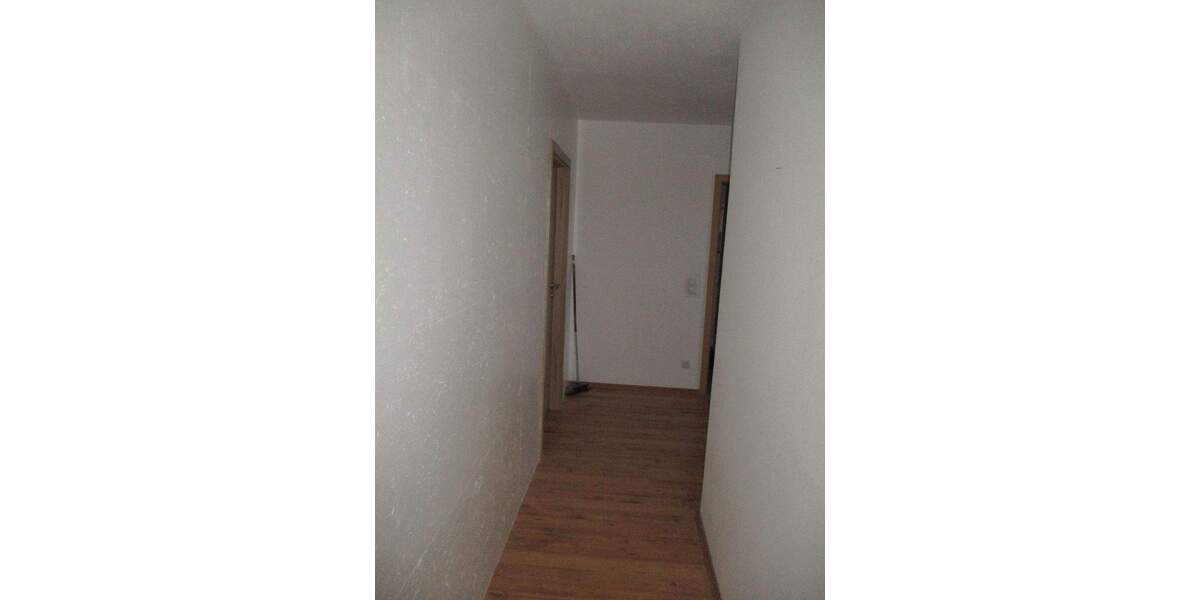 Etagenwohnung Schweinfurt Bergl - 3 Zimmer, 81 m&sup2;, 165.000&euro; | Angebot:25667719