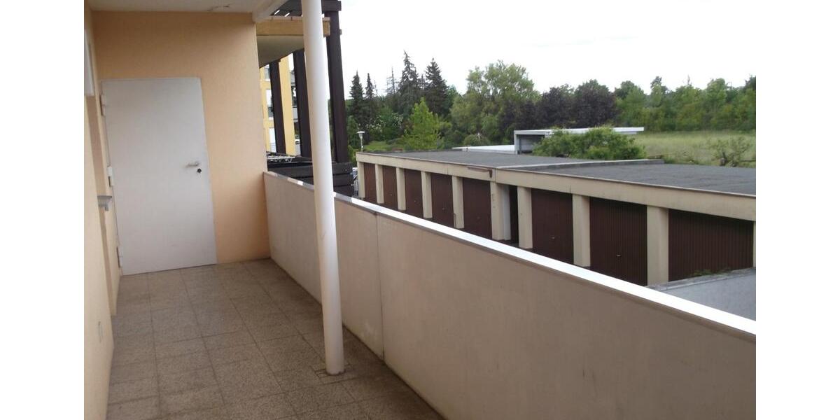 Etagenwohnung Niederwerrn - 3 Zimmer, 118 m&sup2;, 875&euro; | Angebot:25491560