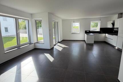 Wohnung Hofheim in Unterfranken - 3 Zimmer, 98 m&sup2;, 1.190&euro; | Angebot:26635805