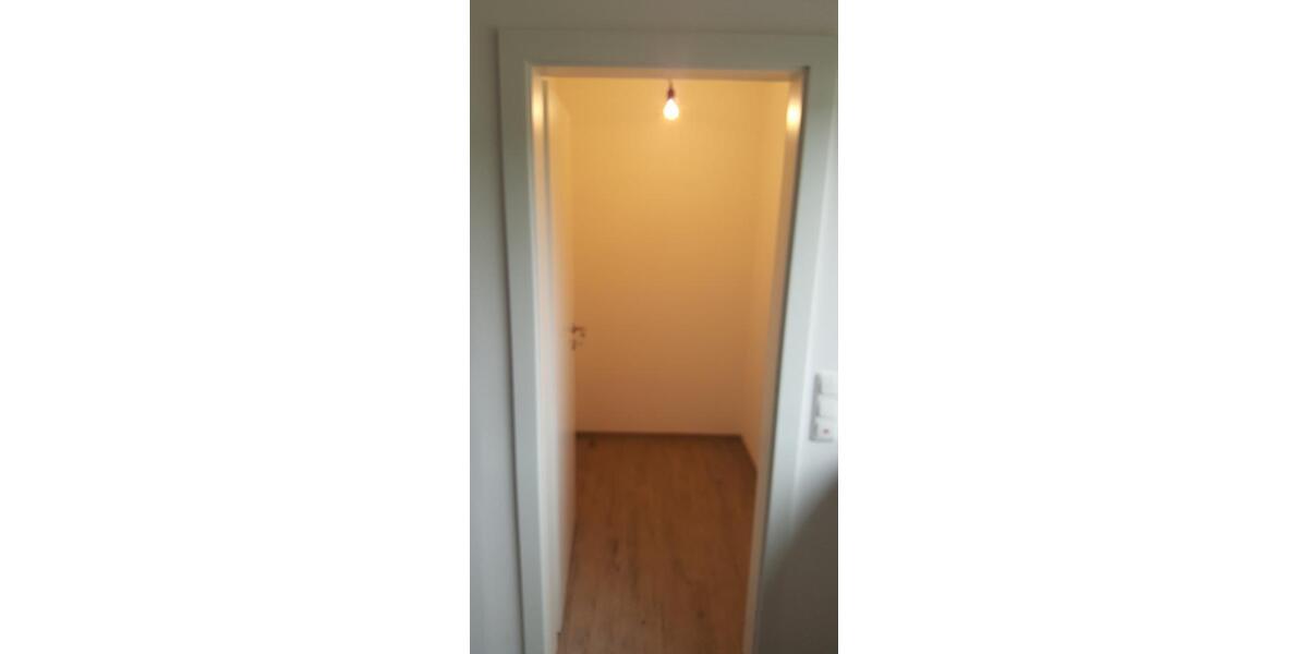 Etagenwohnung Hohenroth - 4 Zimmer, 114 m&sup2;, 1.140&euro; | Angebot:24841207