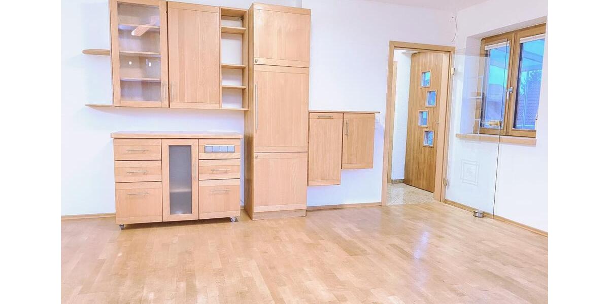 Etagenwohnung Volkach - 4 Zimmer, 115 m&sup2;, 1.250&euro; | Angebot:25639241
