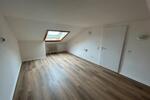 Dachgeschoßwohnung Nüdlingen - 2 Zimmer, 55 m&sup2;, 360&euro; | Angebot:25936867