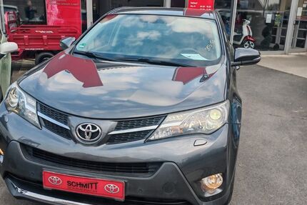 Toyota RAV 4 75.500 km 14.900 &euro; Sommerach 97334