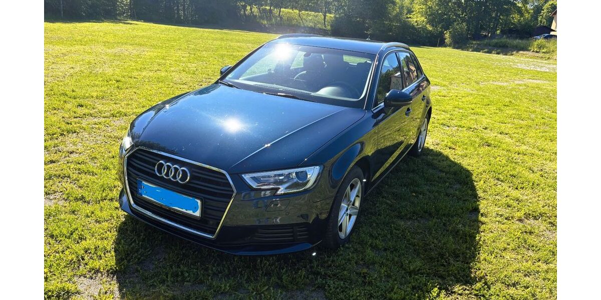 Audi A3 85.000 km 17.990 &euro; Münnerstadt 97702