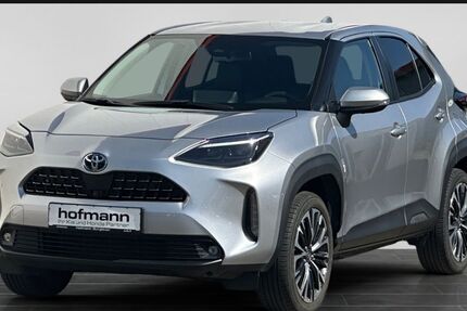 Toyota Yaris Cross 33.700 km 22.990 &euro; Burglauer 97724