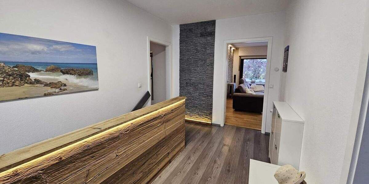 Einfamilienhaus Bad Kissingen Garitz - 6 Zimmer, 197 m&sup2;, 555.000&euro; | Angebot:25769550