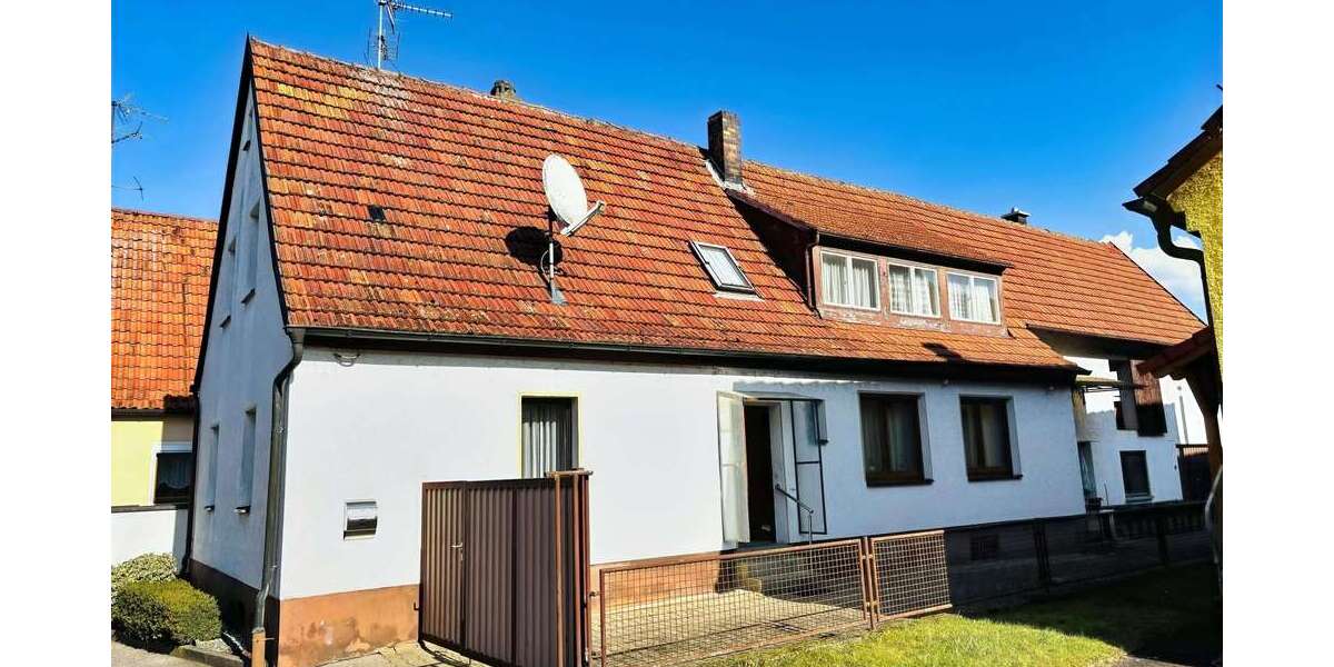 Einfamilienhaus Haßfurt - 8 Zimmer, 145 m&sup2;, 155.000&euro; | Angebot:25944080