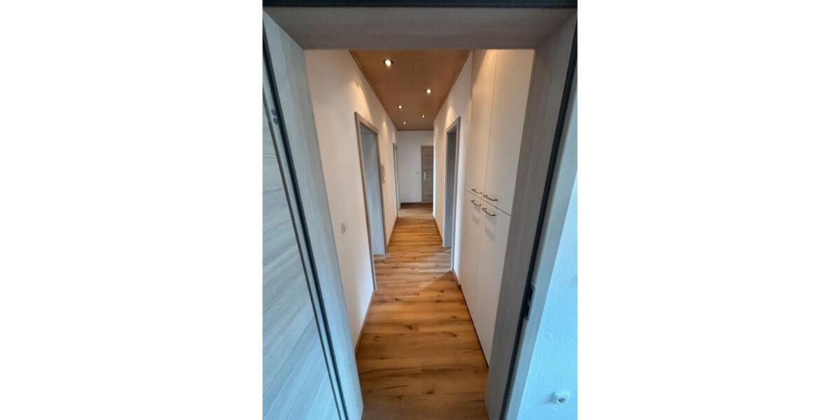 Etagenwohnung Haßfurt - 3 Zimmer, 77 m&sup2;, 750&euro; | Angebot:25993789