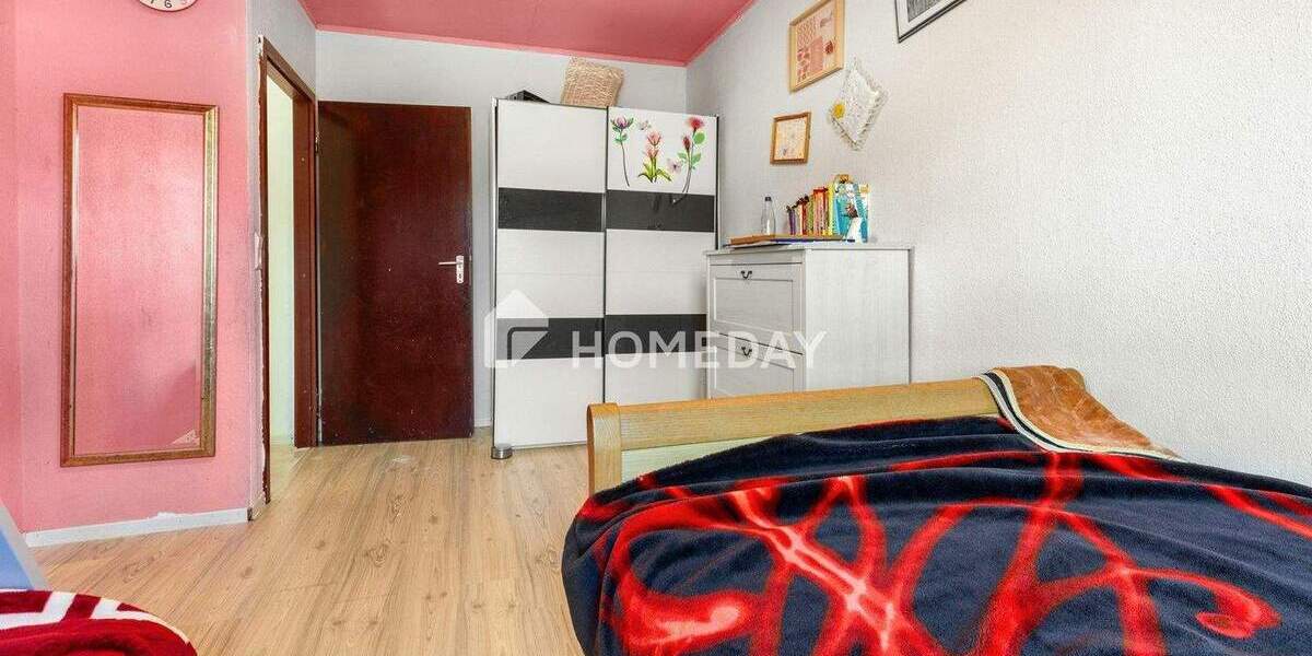 Einfamilienhaus Volkach Gaibach - 7 Zimmer, 230 m&sup2;, 350.000&euro; | Angebot:25689191