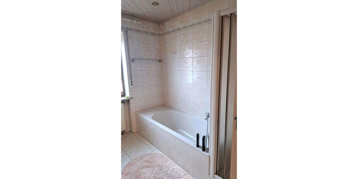 Mehrfamilienhaus, Wohnhaus Hofheim i.UFr. Ostheim - 6 Zimmer, 140 m&sup2;, 423.000&euro; | Angebot:25716358