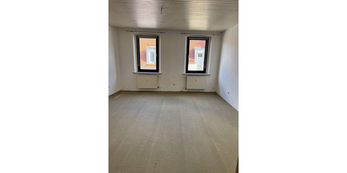 Etagenwohnung Schweinfurt Altstadt - 2 Zimmer, 84 m&sup2;, 780&euro; | Angebot:25707713
