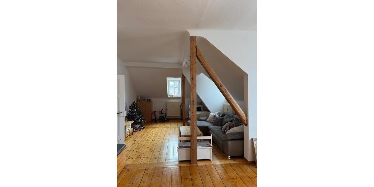 Dachgeschoßwohnung Bad Kissingen - 3 Zimmer, 95 m&sup2;, 1.150&euro; | Angebot:25394500