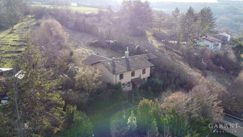 Einfamilienhaus Hammelburg Pfaffenhausen - 4 Zimmer, 165 m&sup2;, 250.000&euro; | Angebot:25835324