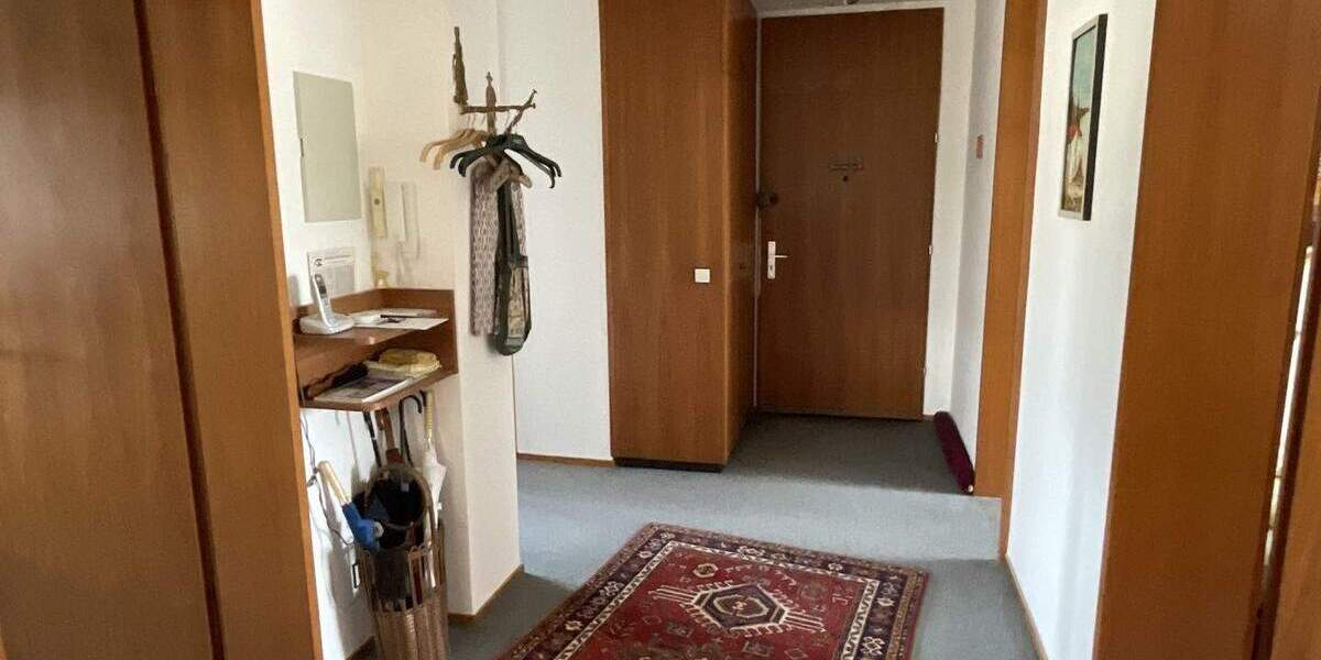 Etagenwohnung Bad Kissingen Garitz - 4 Zimmer, 101 m&sup2;, 179.000&euro; | Angebot:25770619