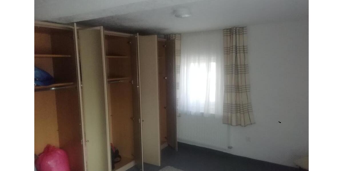 Mehrfamilienhaus, Wohnhaus Aidhausen - 3 Zimmer, 23 m&sup2;, 150.000&euro; | Angebot:25857729